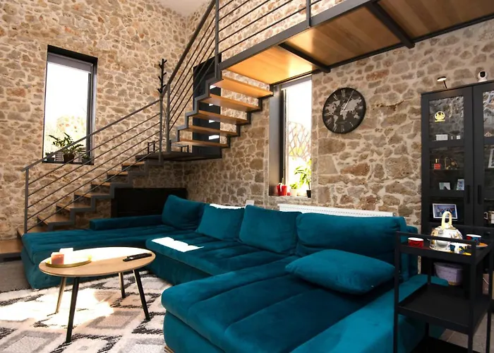 Villa 3qb - Split By Guide *