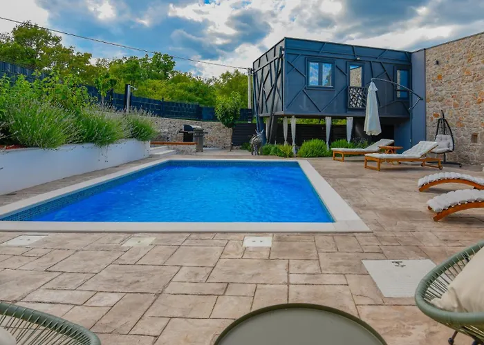 Villa 3qb - Split By Guide *