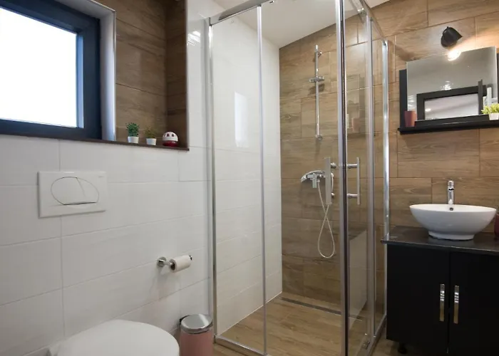 Villa 3qb - Split By Guide *