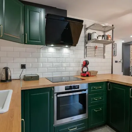 Villa 3qb - Split By Guide