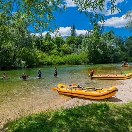 Villa 3qb - Split By Guide